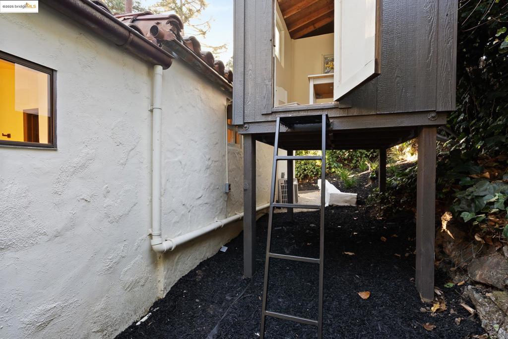 CROCKER HGHLANDS - Residential