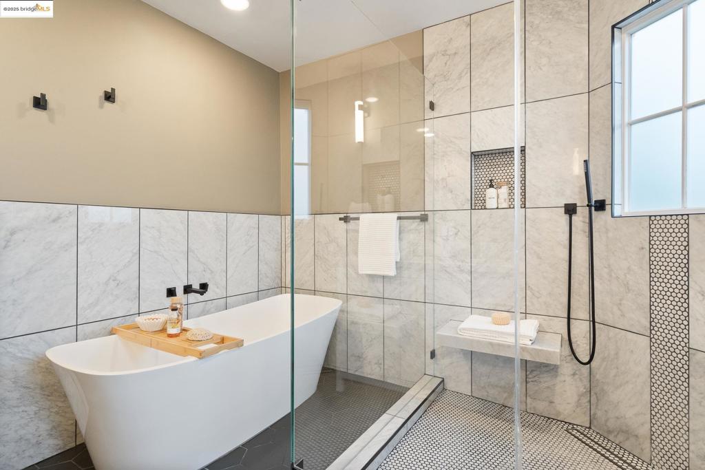 CROCKER HGHLANDS - Residential