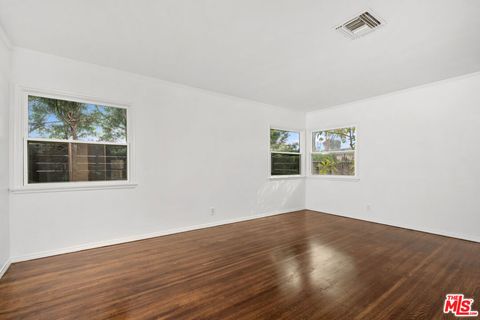 Tiny photo for 12717 Culver Boulevard, Los Angeles, CA 90066 (MLS # 25614265)