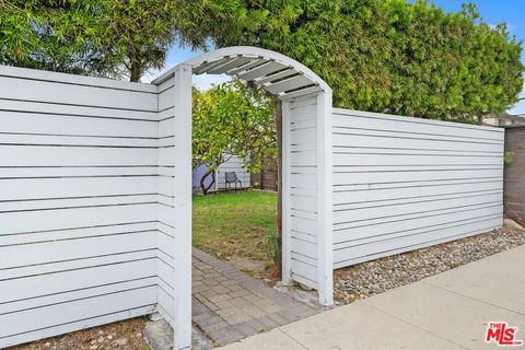 Tiny photo for 12717 Culver Boulevard, Los Angeles, CA 90066 (MLS # 25614265)