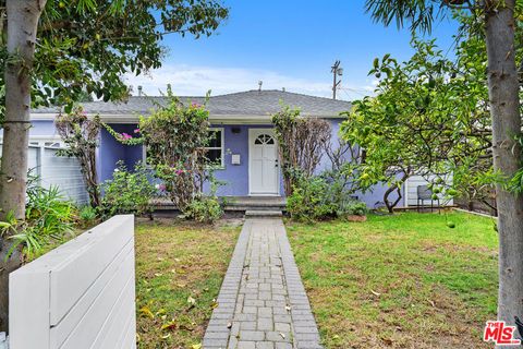 Tiny photo for 12717 Culver Boulevard, Los Angeles, CA 90066 (MLS # 25614265)