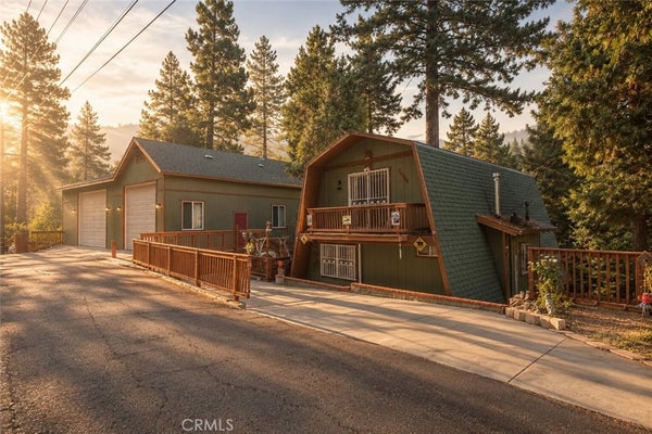 24244 ALTDORF DR, CRESTLINE, CA 92325 - Image e9ef5f1ee7e63641cee1d6f4e759f902/2815232907
