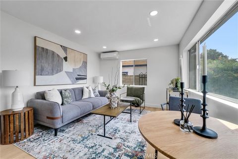 Photo of 2305 Sesmas Street, Duarte, CA 91010 (MLS # AR26119288)