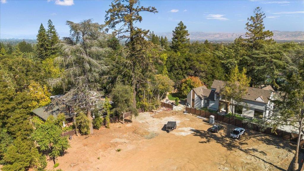 15550 Glen Una Drive
