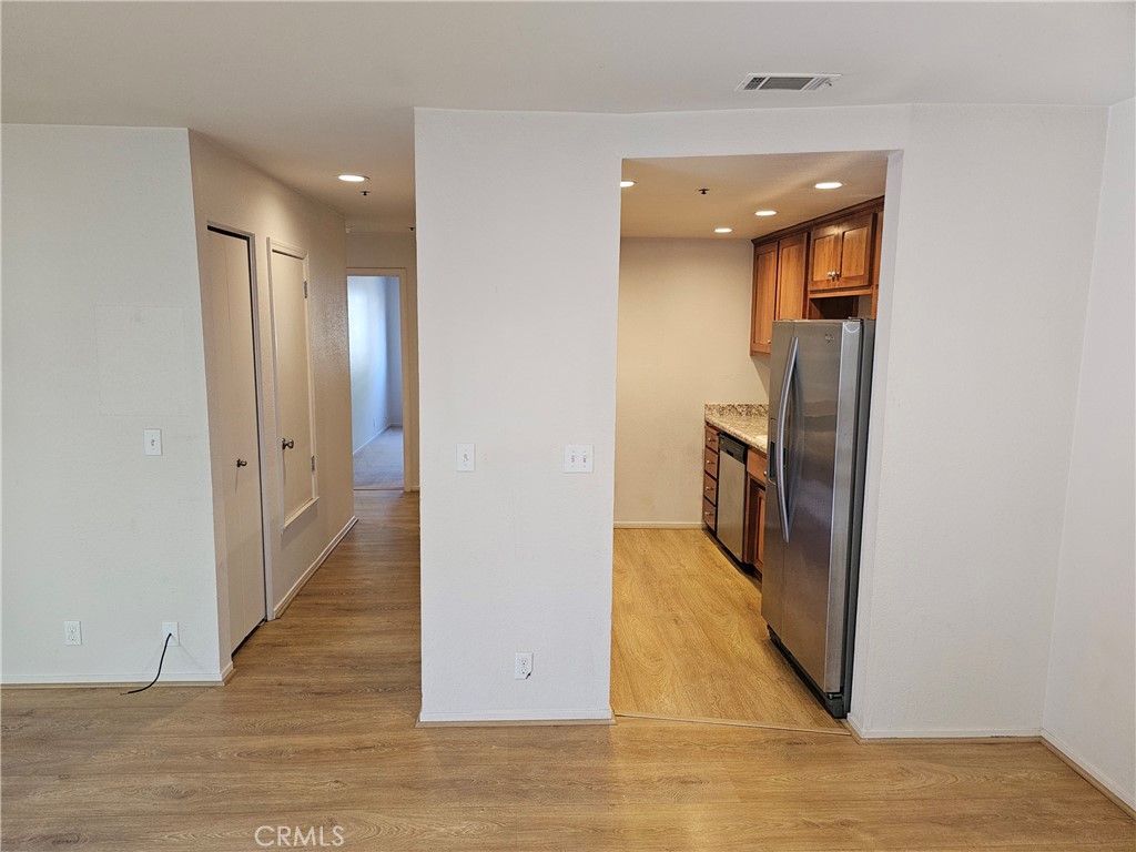 1043 Southwood K