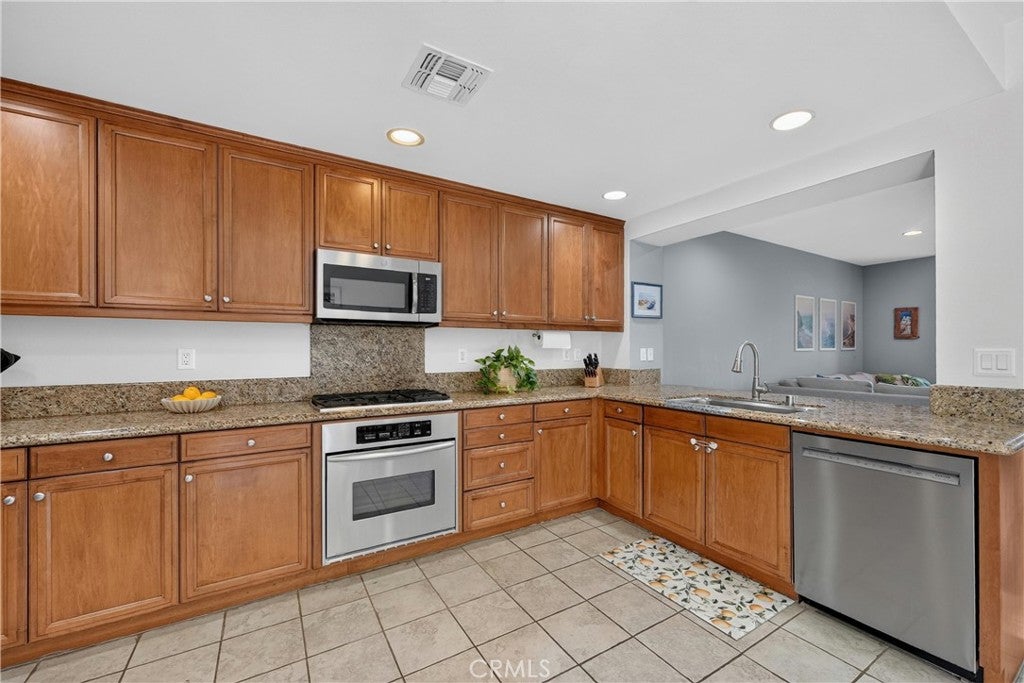 401 Calle Campanero, San Clemente CA 92673 - Photo 9