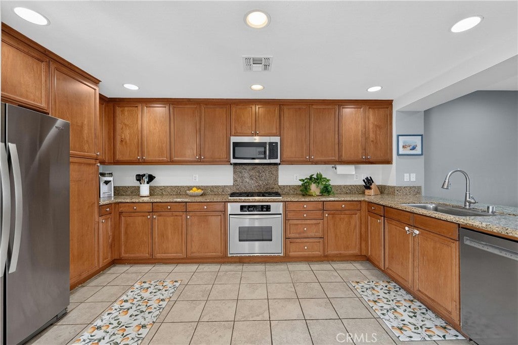 401 Calle Campanero, San Clemente CA 92673 - Photo 10