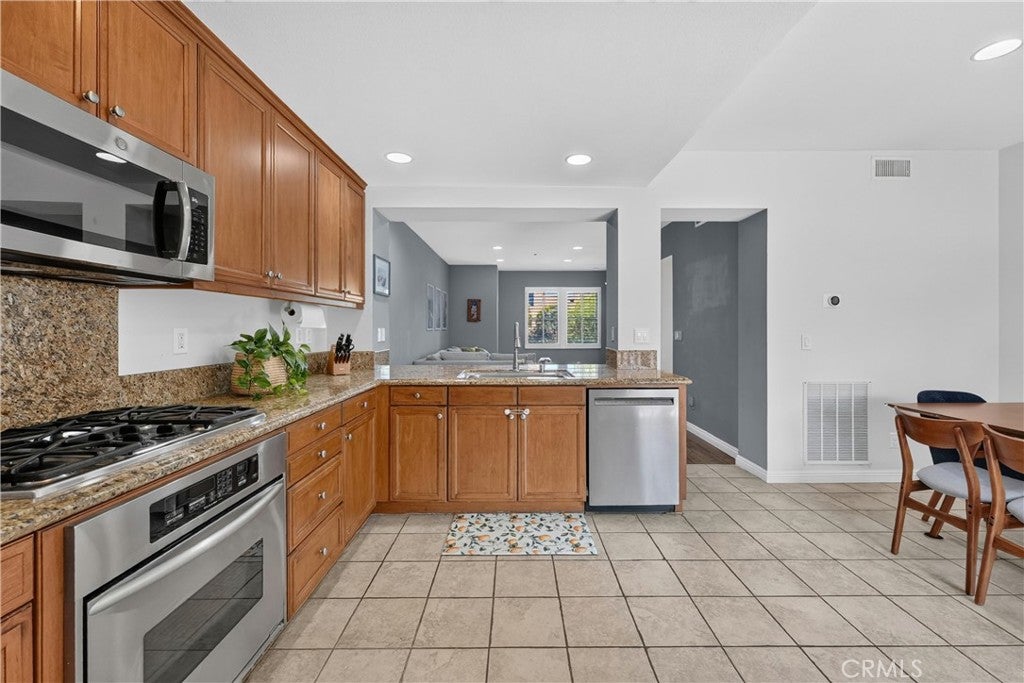 401 Calle Campanero, San Clemente CA 92673 - Photo 7