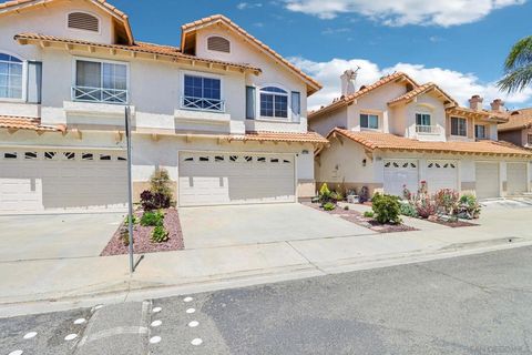 1716 Promenade Circle Vista CA 92083
