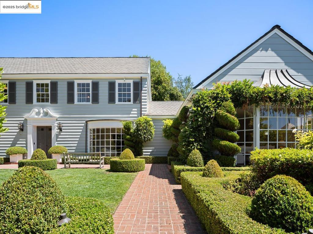 120 Hazel Ln