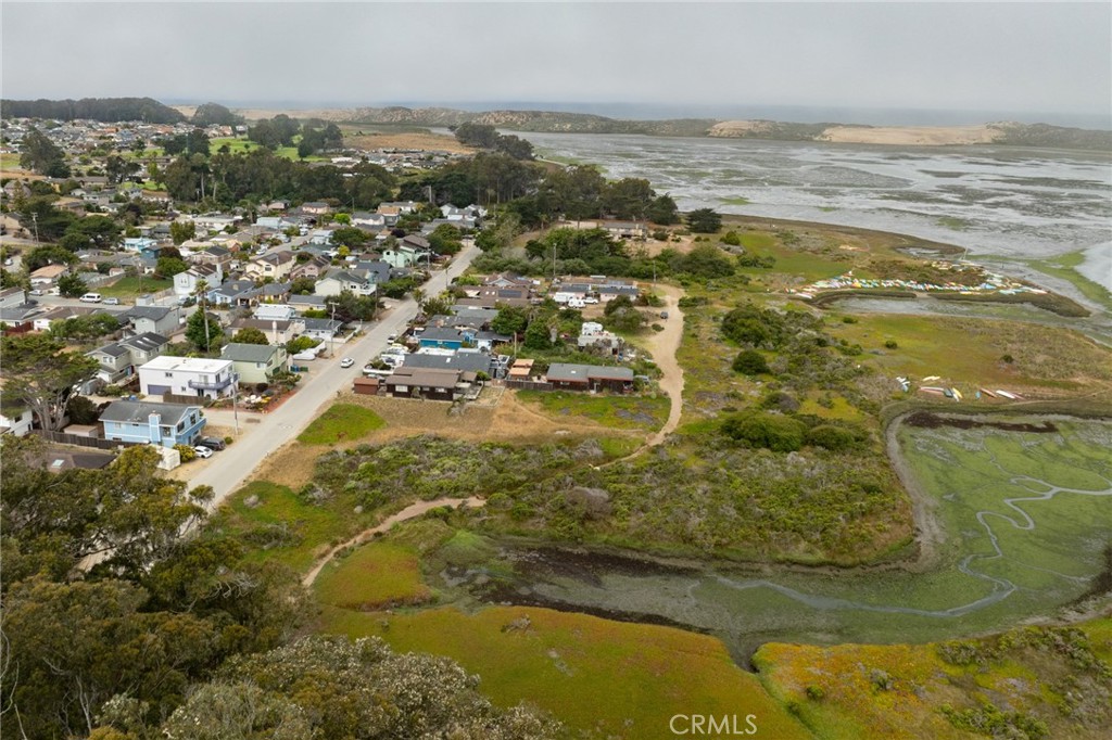 Cuesta by the Sea(590) - Land