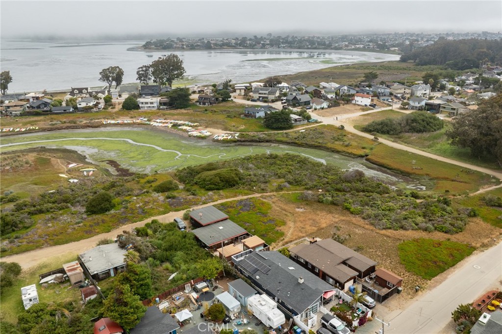 Cuesta by the Sea(590) - Land
