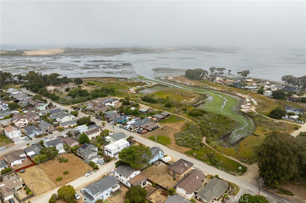 Cuesta by the Sea(590) - Land
