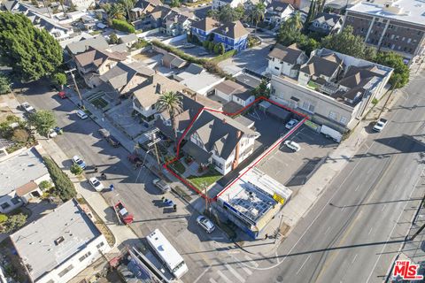 Photo of 2982 W 15th Street, Los Angeles, CA 90006 (MLS # 26634011)