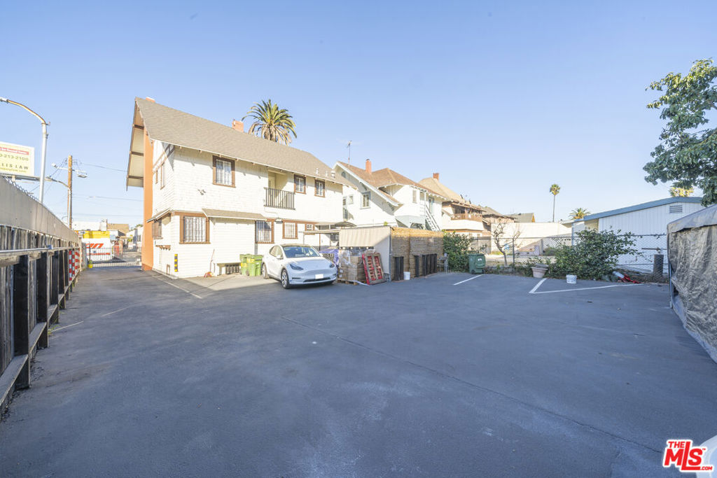 2982 W 15th Street