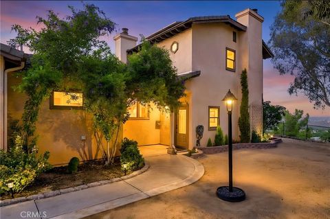 32360 Navajo Springs Wildomar CA 92595