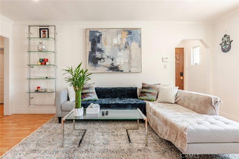 Photo of 6220 Morella Avenue, North Hollywood, CA 91606 (MLS # SR25218082) Photo of 6220 Morella Avenue, North Hollywood, CA 91606 (MLS # SR25218082)