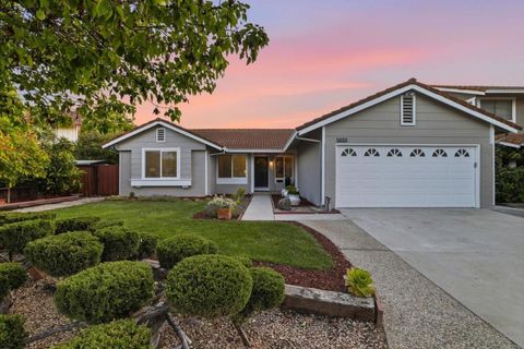 Photo of 5059 Tatra Drive, San Jose, CA 95136 (MLS # ML82044518)