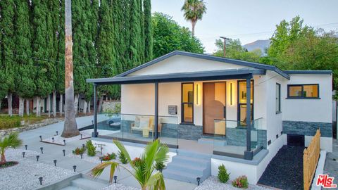Photo of 3623 5th Avenue, La Crescenta, CA 91214 (MLS # 26851731)