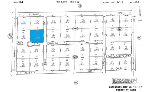Photo of 3901 Miller Ave AVE, Mojave, CA 93501 (MLS # HD26166742)