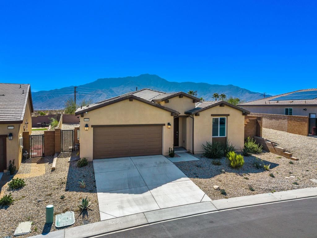 Photo of 11689 S Crescent Street, Desert Hot Springs, CA 92240 (MLS # 219137284DA)
