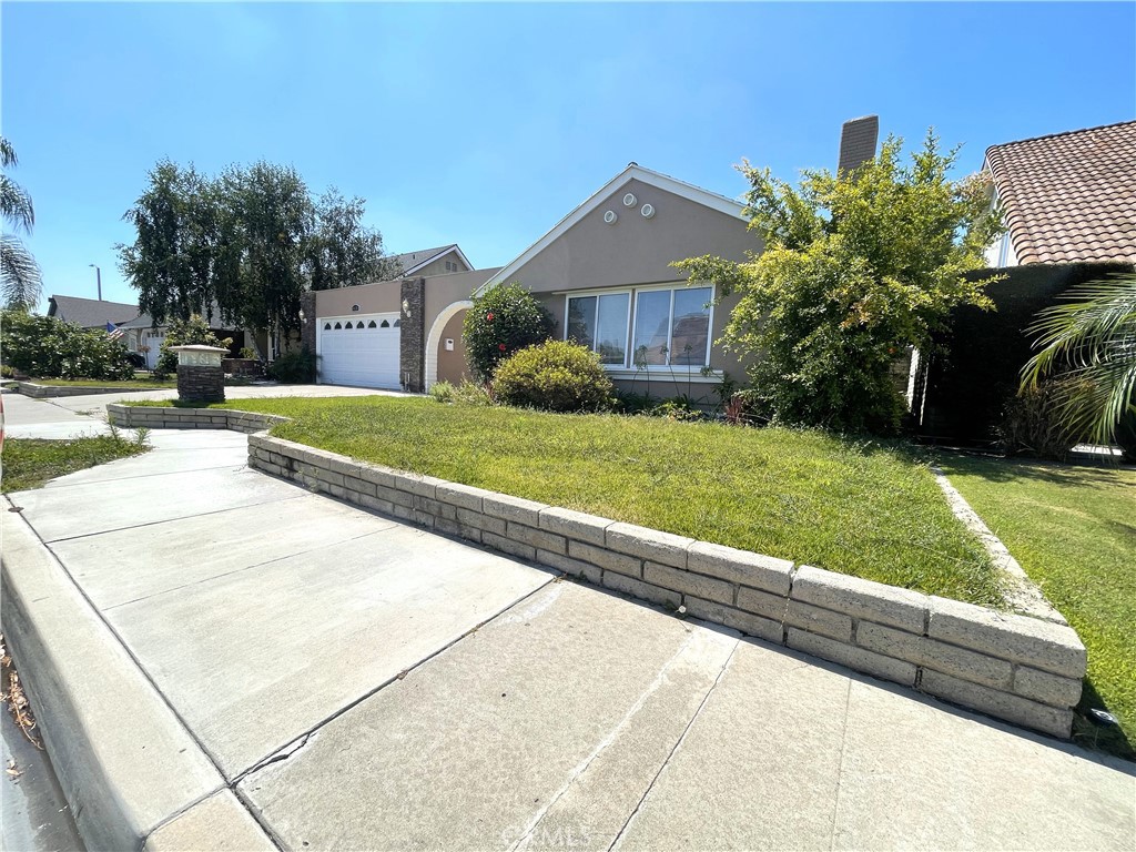 4470 Avenida Granada