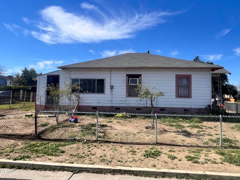 296 E Coolidge Street