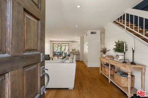Photo of 812 16th Street #5, Santa Monica, CA 90403 (MLS # 26855049)