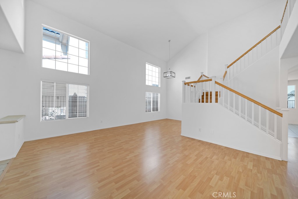 Properties 2 19646 Kilfinan Street