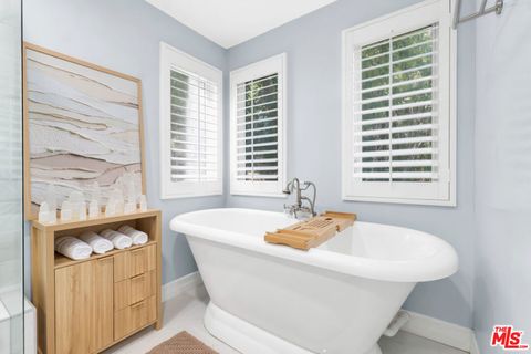 Tiny photo for 24550 Gardenstone Lane, West Hills, CA 91307 (MLS # 26857377)