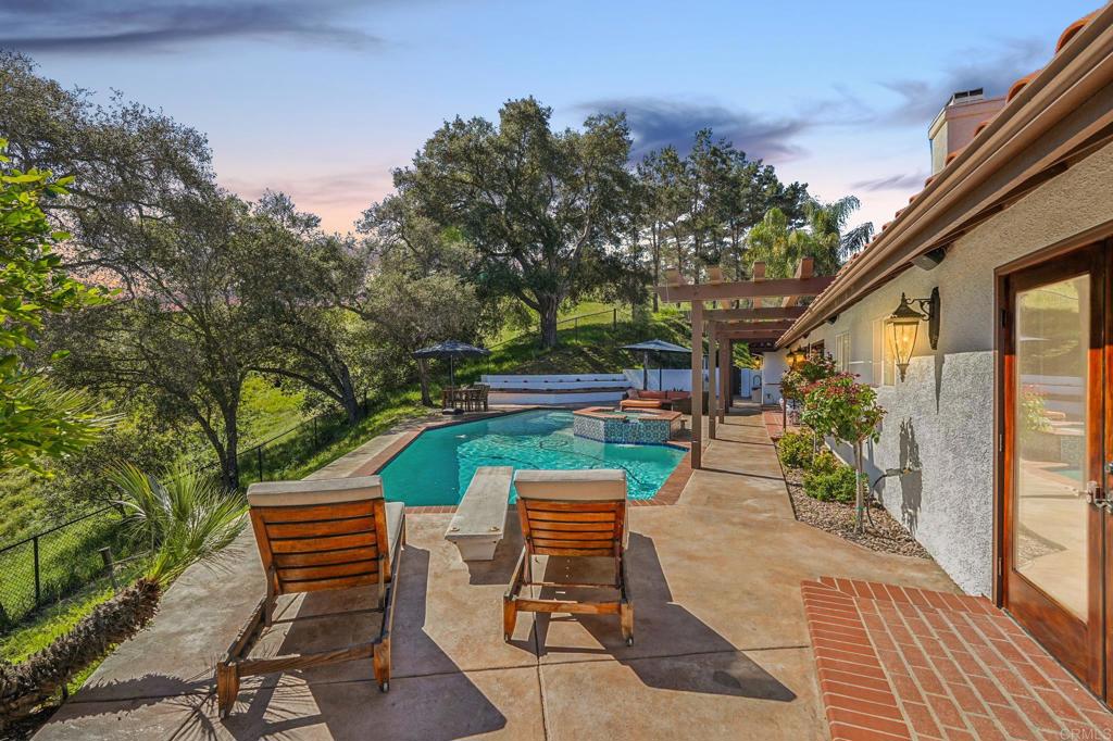 707 S Live Oak Park Road