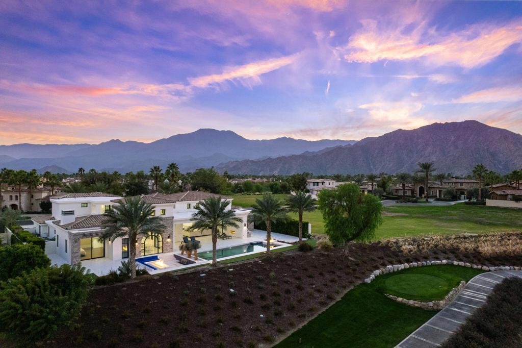 The Hideaway - Residential