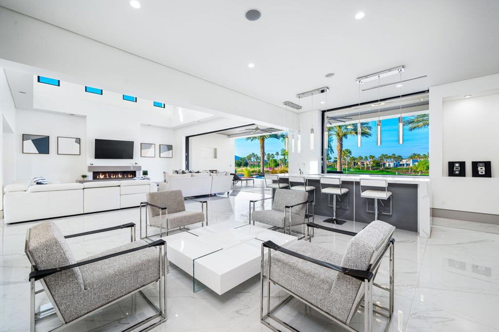 The Hideaway - Residential