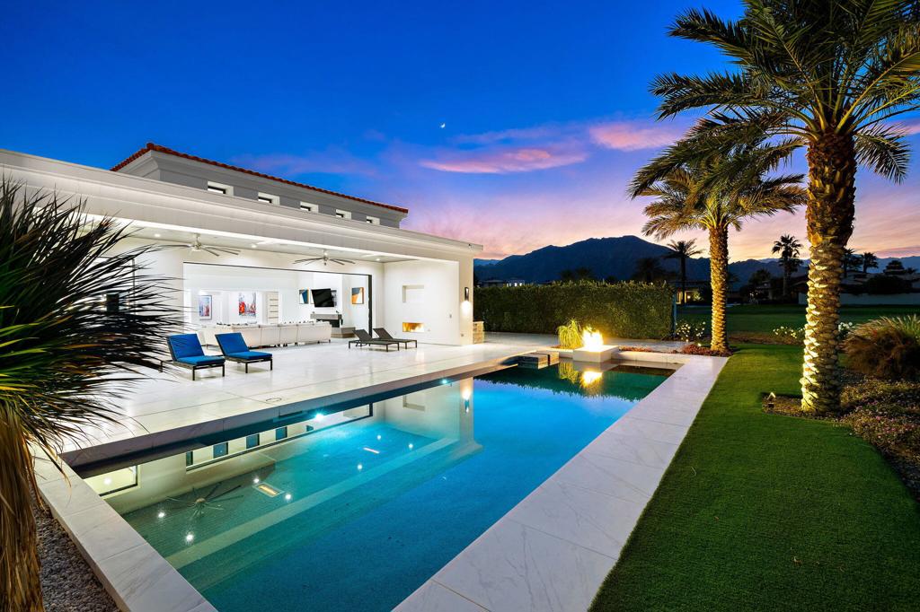 The Hideaway - Residential