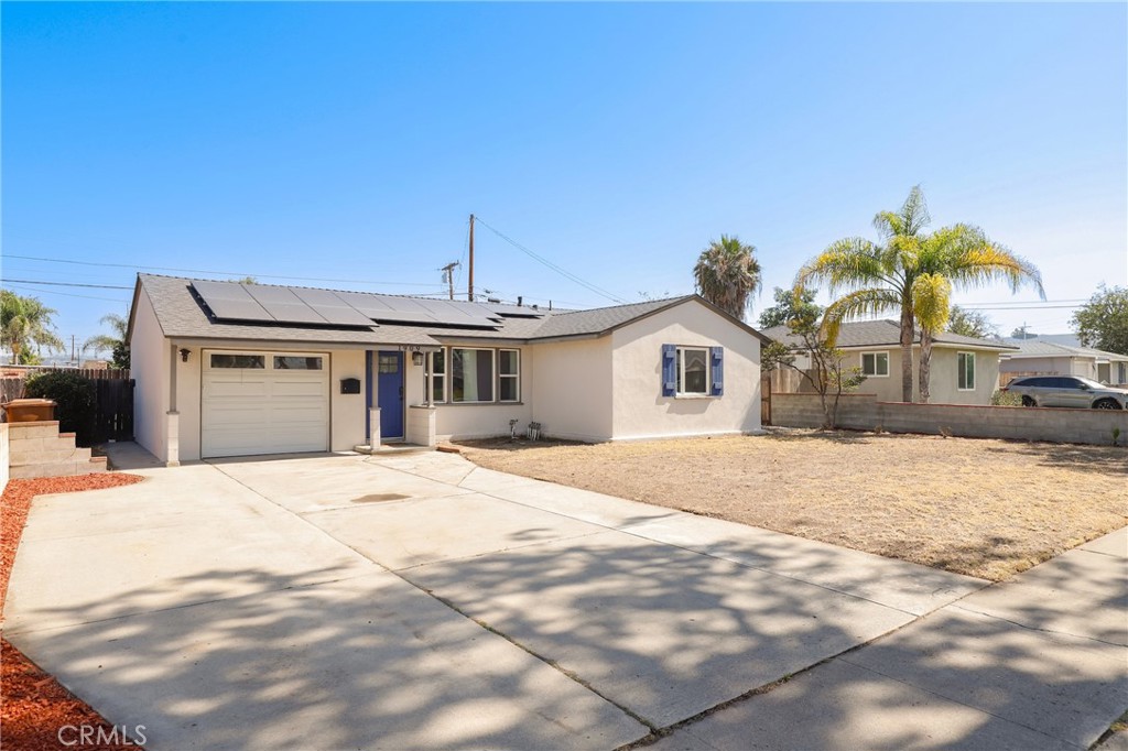 1909 W Walnut Avenue