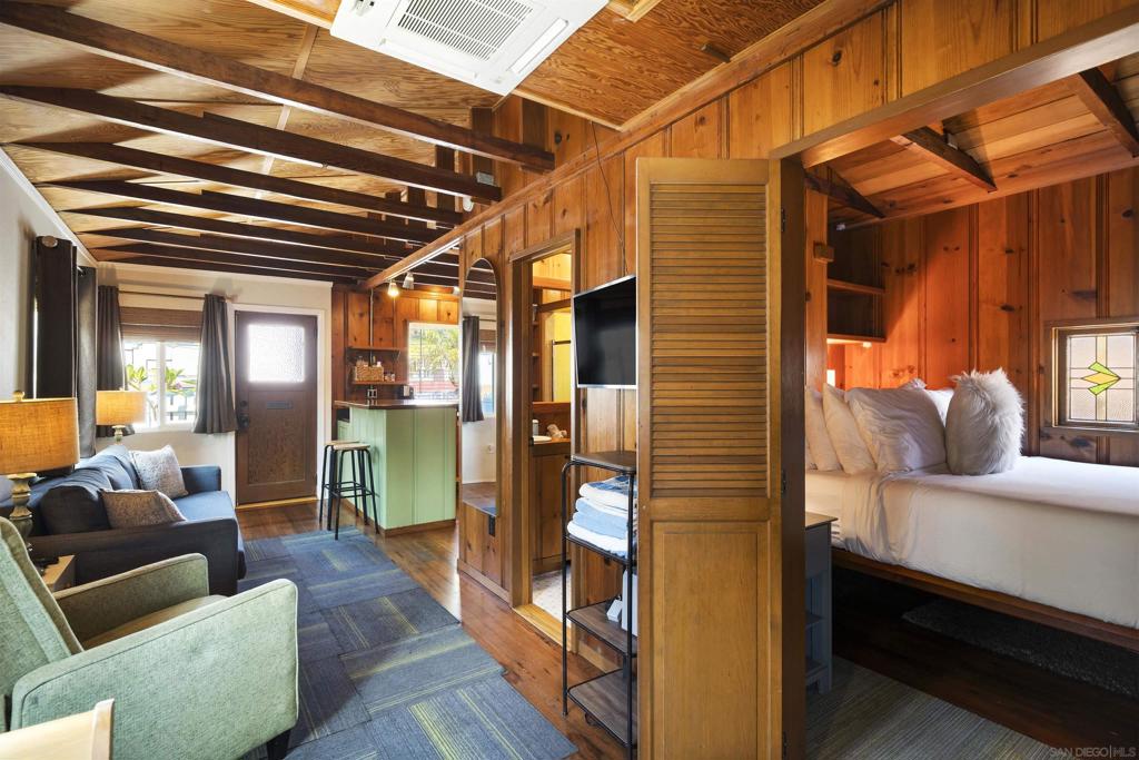 Ocean Beach - Residential