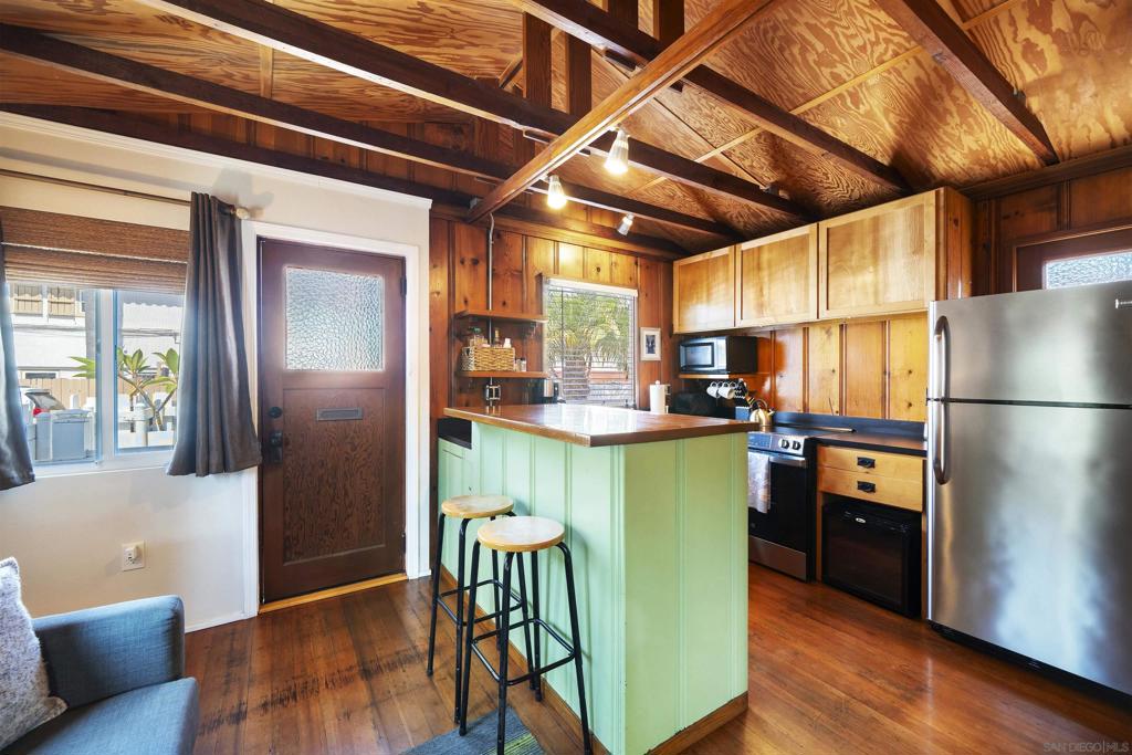 Ocean Beach - Residential