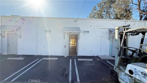 Photo of 656 N Mountain Ave, Upland, CA 91786 (MLS # IV26095938)