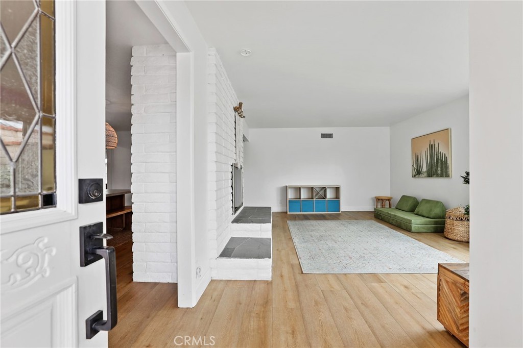 2284 Redlands