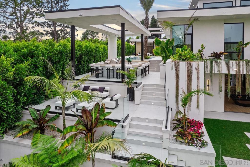 6283 La Jolla Scenic Dr S