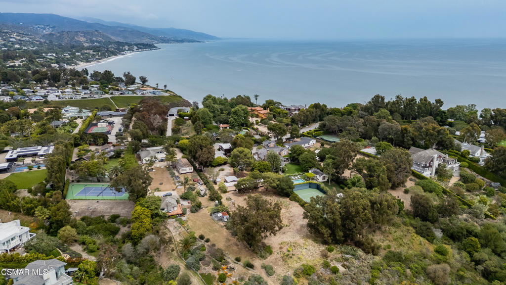 6749 Zumirez Drive
