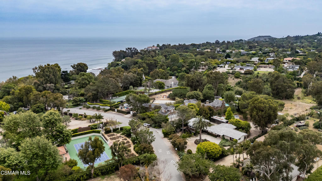 6749 Zumirez Drive