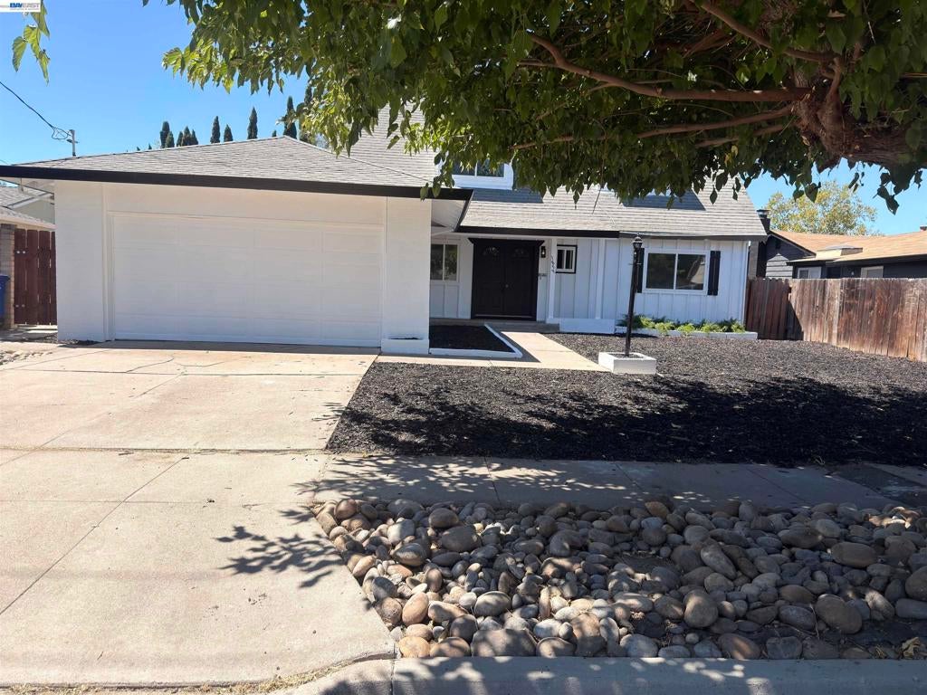 1859 Lynwood Dr DR