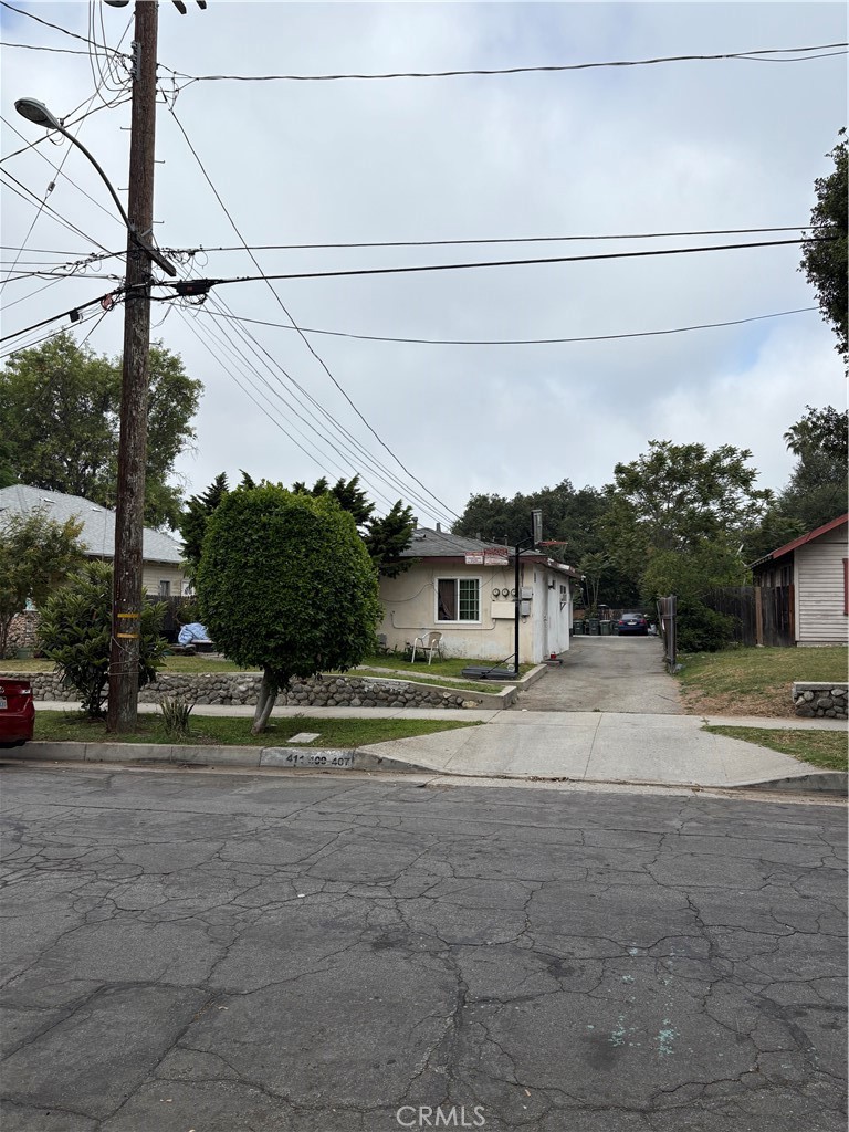 401 N Chester Avenue