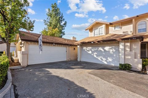 Photo of 28325 Seco Canyon Rd #365, Saugus, CA 91390 (MLS # SR26019579)