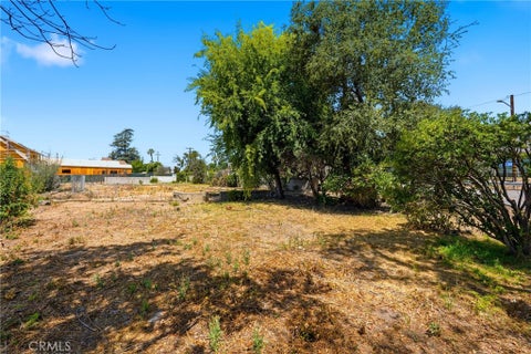 Photo of 1384 E Calaveras ST, Altadena, CA 91001 (MLS # SR26152804)