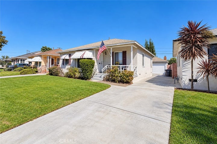 Photo 1 of 31 — 4628 Knoxville Avenue, Lakewood, CA 90713