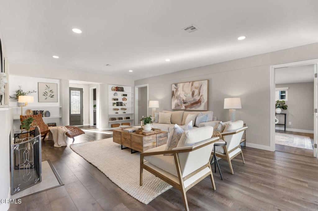 904 N Hidalgo Avenue