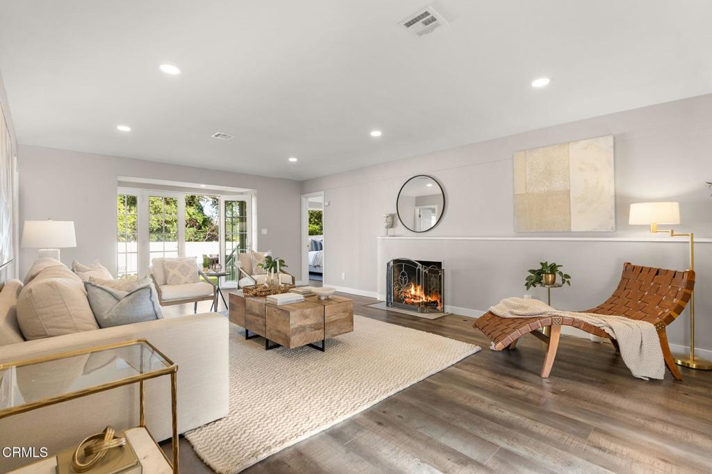 904 N Hidalgo Avenue