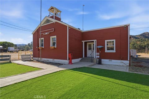 Photo of 15782 Caliente Creek RD, Caliente, CA 93518 (MLS # SR26177332)